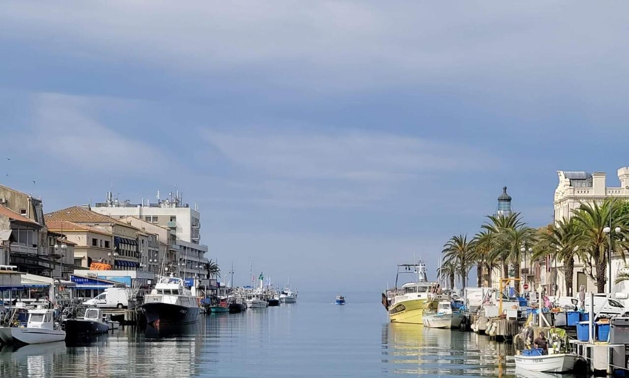 Studio Avec Loggia Entre Port, Plage Et Piscine Le Grau-du-Roi Dış mekan fotoğraf