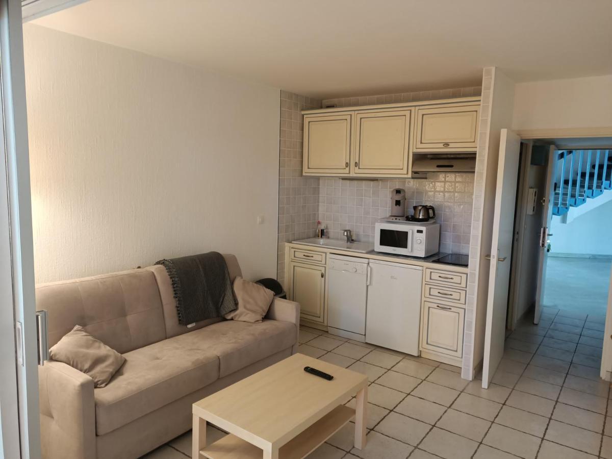 Studio Avec Loggia Entre Port, Plage Et Piscine Le Grau-du-Roi Dış mekan fotoğraf